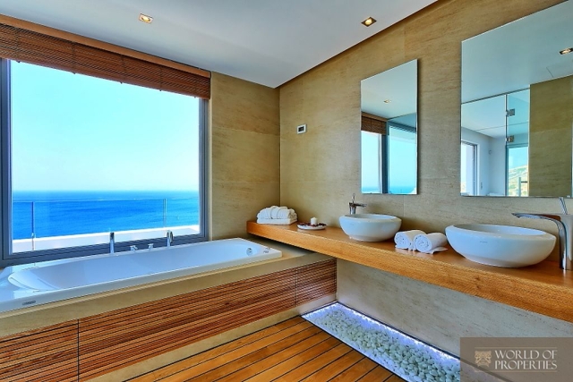web_15.master bathroom 2.jpg